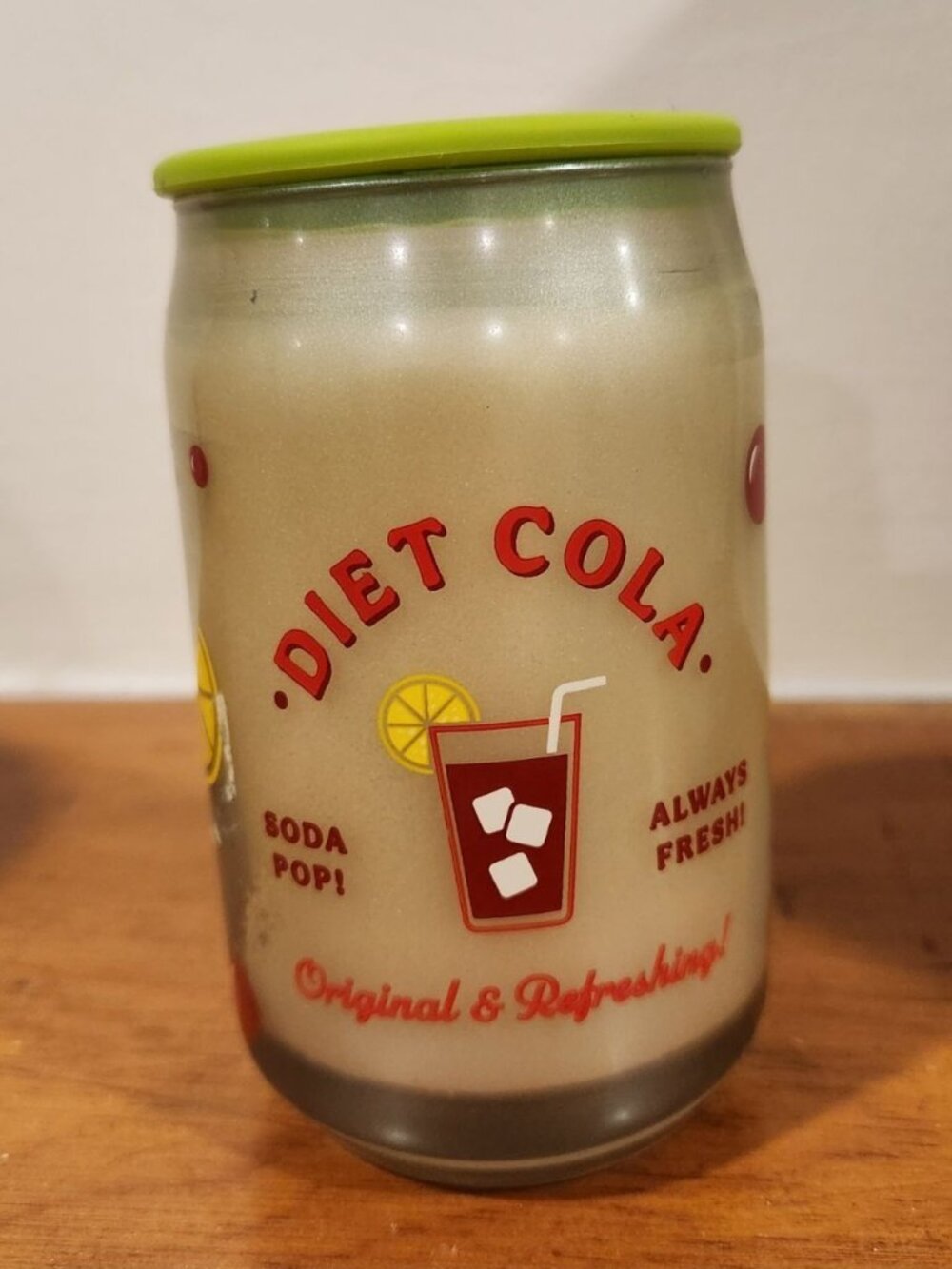 DW Home Candle Diet Cola Soda Pop Unused/New 15.4 oz Single Wick Candle Goodies